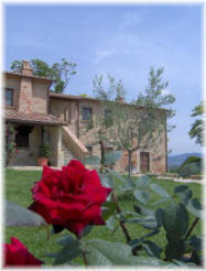Agriturismo Il Mandorlo e il suo giardino - Cortona, Toscana - Italy